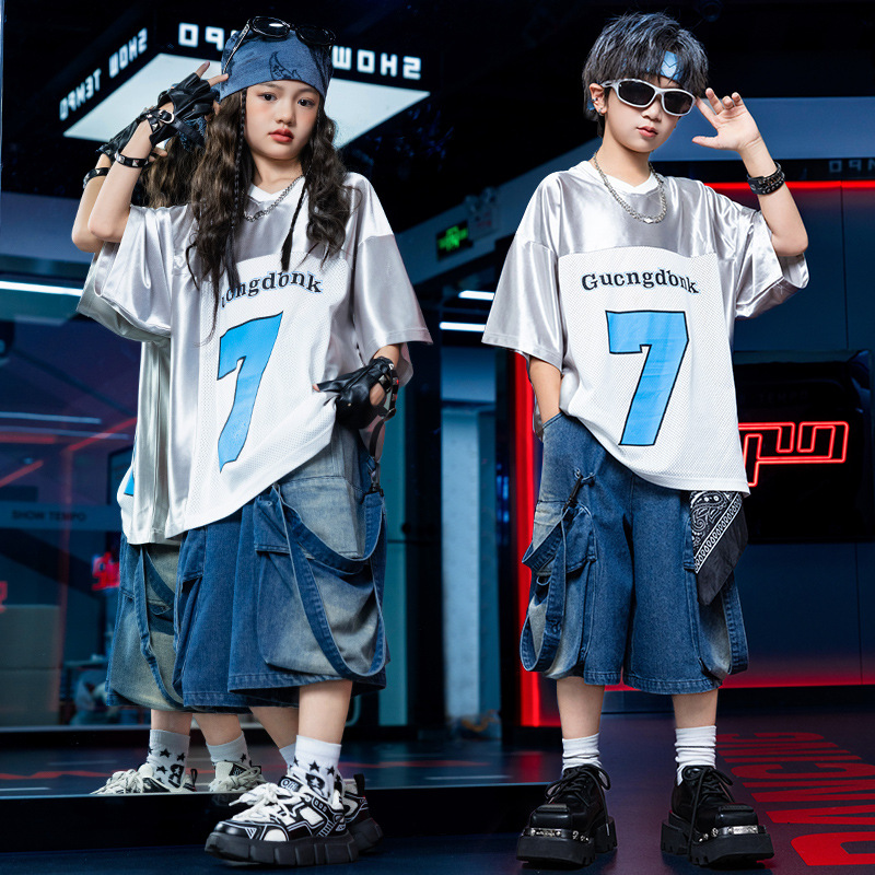 Street Fashion Show - 新しいクールな男の子用ヒップホップストリートダンス衣装 ファッションキッズヒップホップ服セット 夏のドラムショー ステージパフォーマンスコスチューム