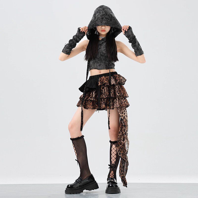 女の子のジャズダンスファッショナブルなジャズガールパフォーマ - Street Fashion Show のレビューと価格