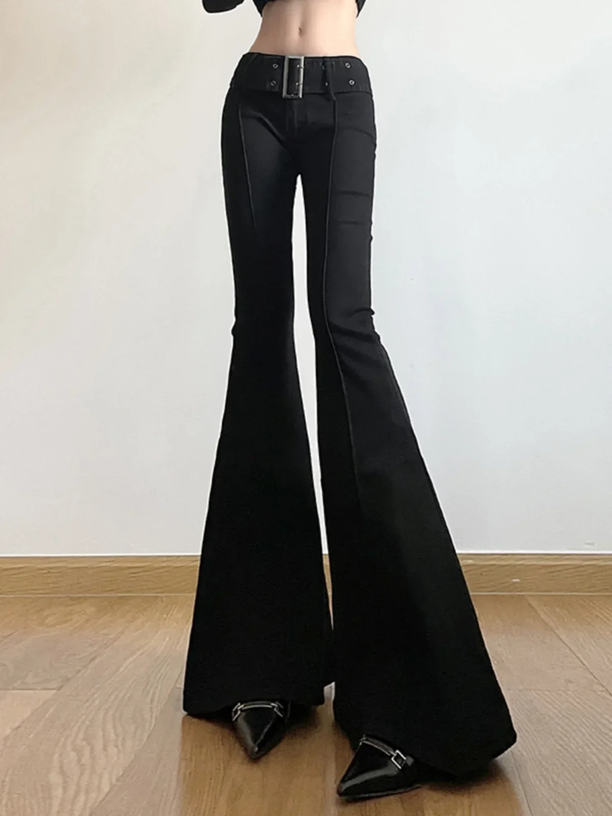 女性の黒ジーンズフレアパンツ Y2k レトロエモ 2000  - Fashion Street Yoga のレビューと価格